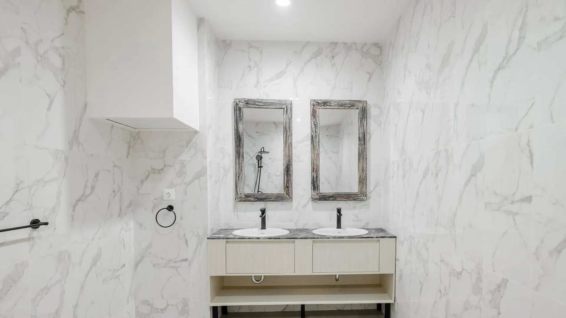 شقة فندقية سمينياك Amelia D Art Deco Suites