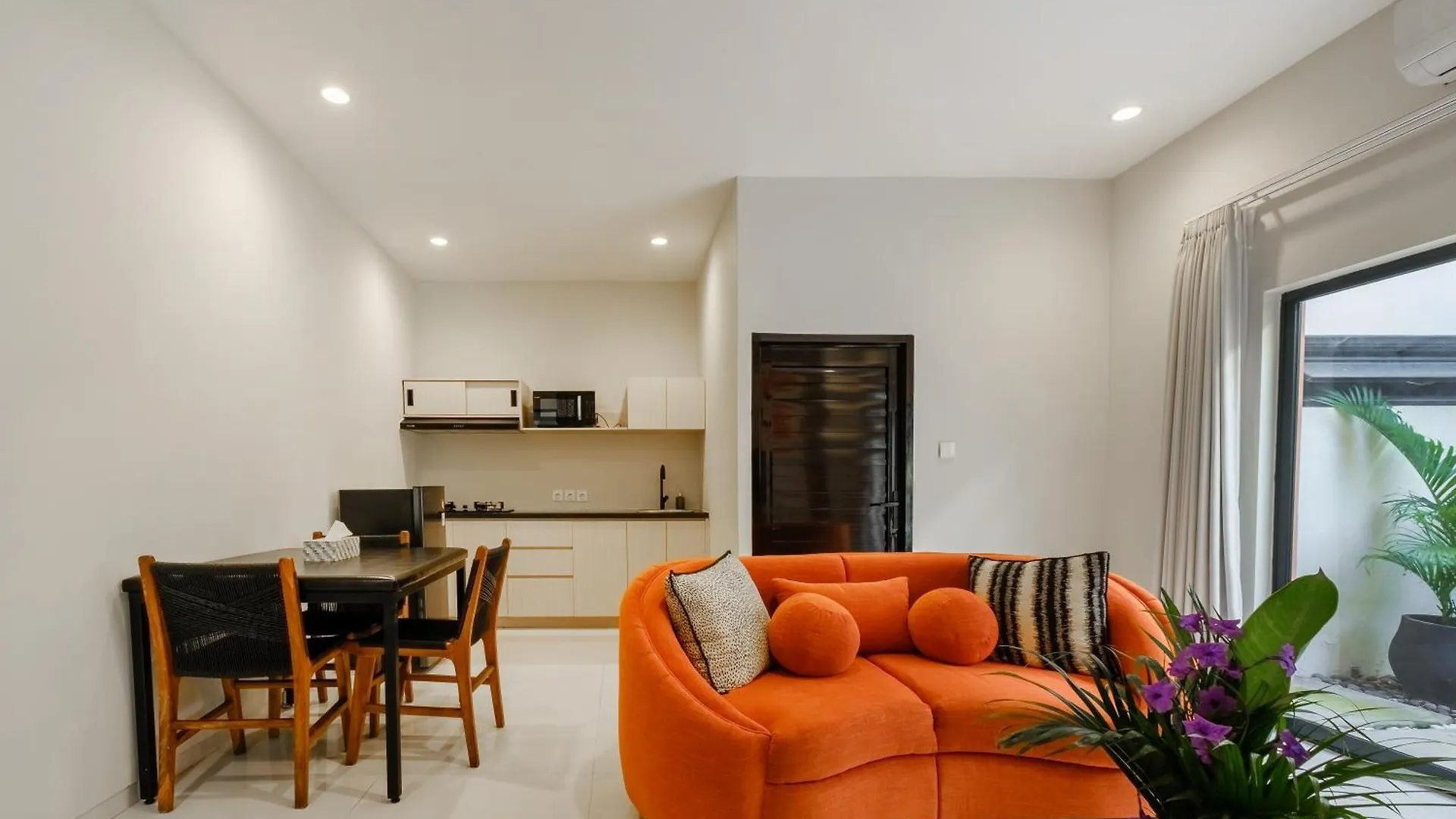 سمينياك Amelia D Art Deco Suites 0*,  إندونيسيا