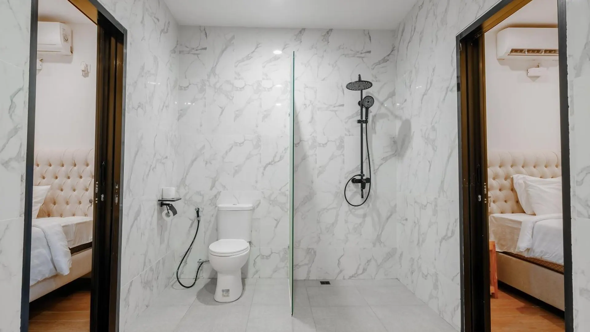 سمينياك Amelia D Art Deco Suites
